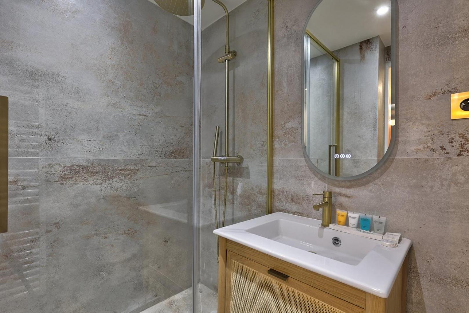 367 Suite Fondary 1 - Superb Apartment In Париж Экстерьер фото